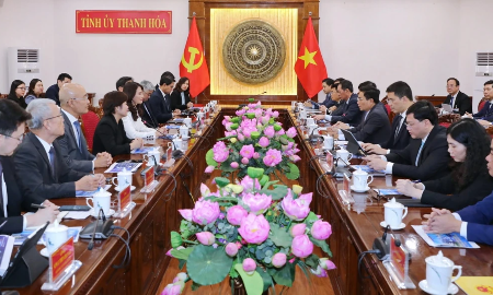 Toàn cảnh buổi làm việc giữa lãnh đạo tỉnh Thanh Hoá với Đoàn công tác Tập đoàn WHA. Ảnh: Minh Hiếu