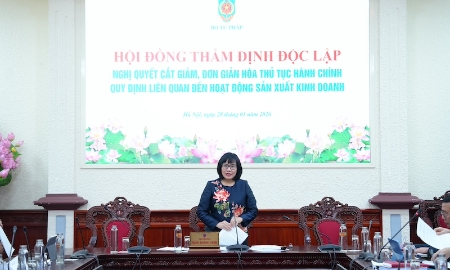 Rà soát, cắt giảm thủ tục hành chính, tạo môi trường kinh doanh thuận lợi