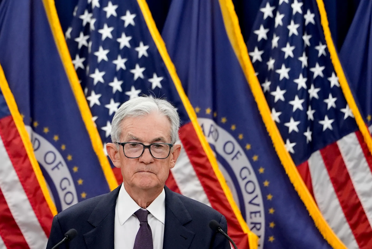 Chủ tịch Fed Jerome Powell tại một cuộc họp báo ở Washington DC ngày 28/1/2026 - Ảnh: Bloomberg.