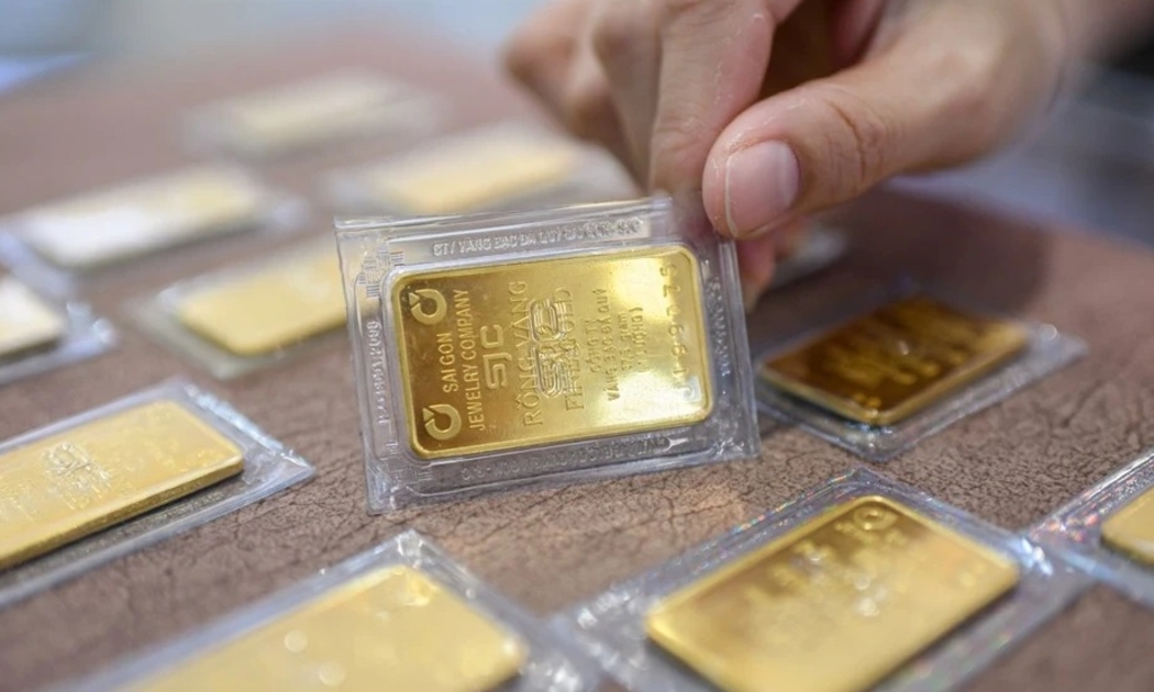 Giá vàng SJC “bốc hơi” 20 triệu đồng mỗi lượng trong 2 phiên cuối tuần