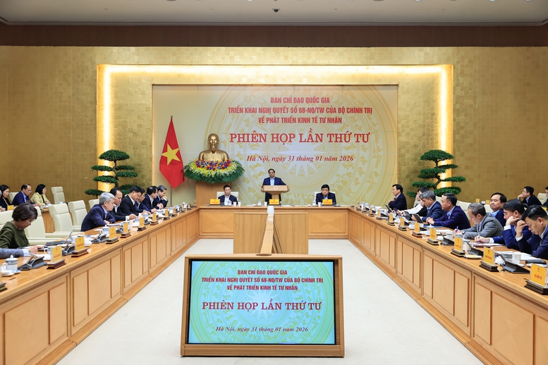 Thủ tướng Phạm Minh Chính, Trưởng Ban Chỉ đạo quốc gia triển khai Nghị quyết số 68-NQ/TW của Bộ Chính trị về phát triển kinh tế tư nhân, chủ trì Phiên họp lần thứ tư của Ban Chỉ đạo - Ảnh: VGP.