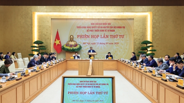 Thủ tướng: Thực hiện “5 thông”, doanh nghiệp “5 tiên phong” để kinh tế tư nhân bứt phá