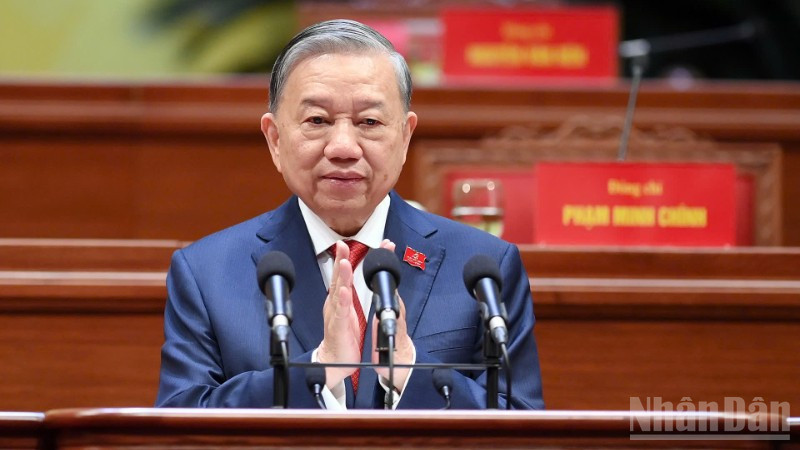 Tổng Bí thư Tô Lâm phát biểu tại phiên bế mạc Đại hội XIV. Ảnh: Nhân Dân.