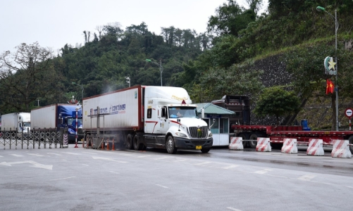 Gỡ vướng triển khai Nghị định 46/2026/NĐ-CP, giải quyết ách tắc nông sản tại cửa khẩu 