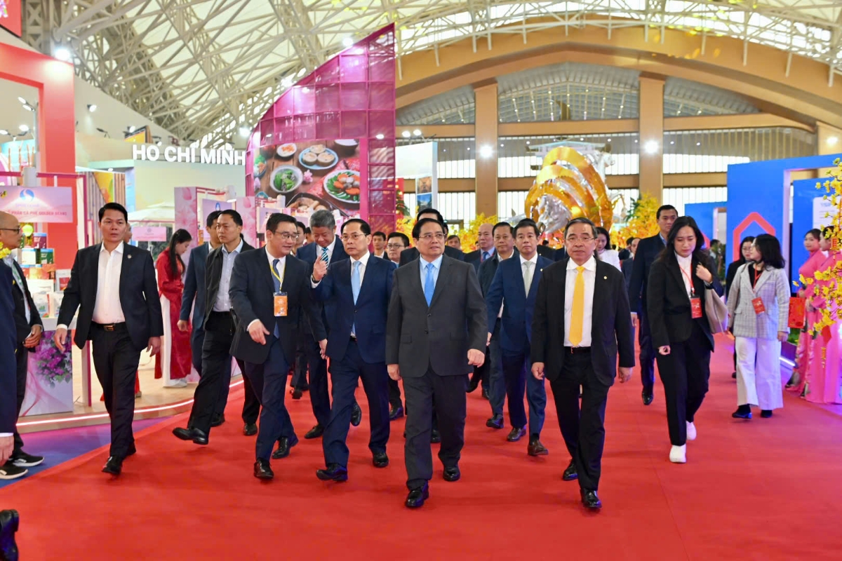 Thủ tướng Phạm Minh Chính tại&nbsp;Hội chợ Mùa Xuân lần thứ nhất năm 2026.