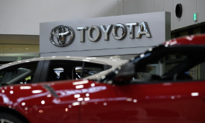 Bất chấp thuế quan, Toyota đạt doanh số kỷ lục trong năm 2025