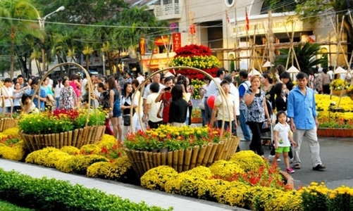 PM orders stable supply and prices of essential goods ahead of Tet