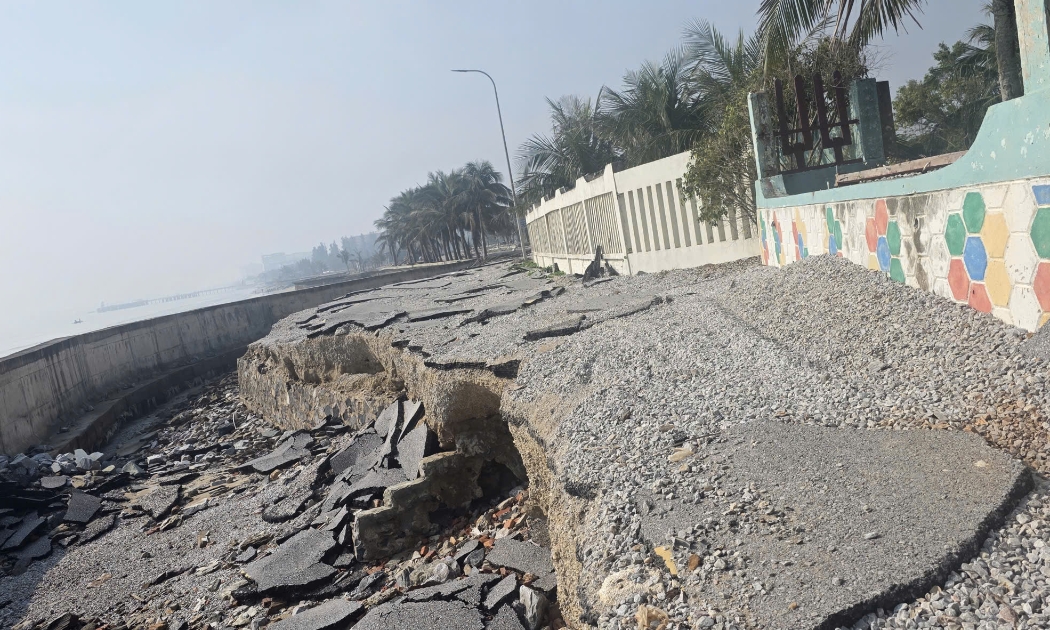 Kè biển Hải Tiến sạt lở nghiêm trọng, du lịch địa phương đứng trước 