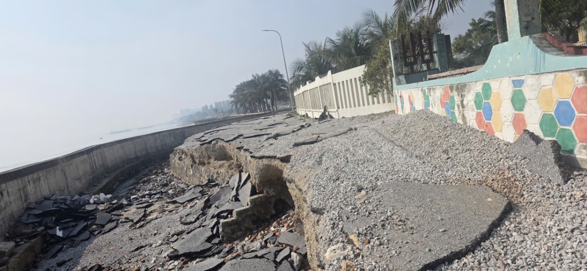 Hiện trường sạt lở ăn sâu vào tuyến đường ven biển Hải Tiến