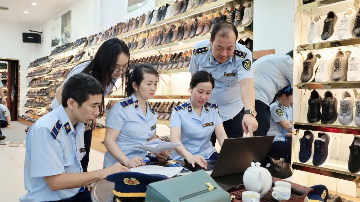 Thanh Hóa tăng cường kiểm soát buôn lậu, gian lận thương mại trên môi trường số.