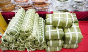 Đặc sản vùng miền xuống Thủ đô phục vụ người dân mua sắm Tết