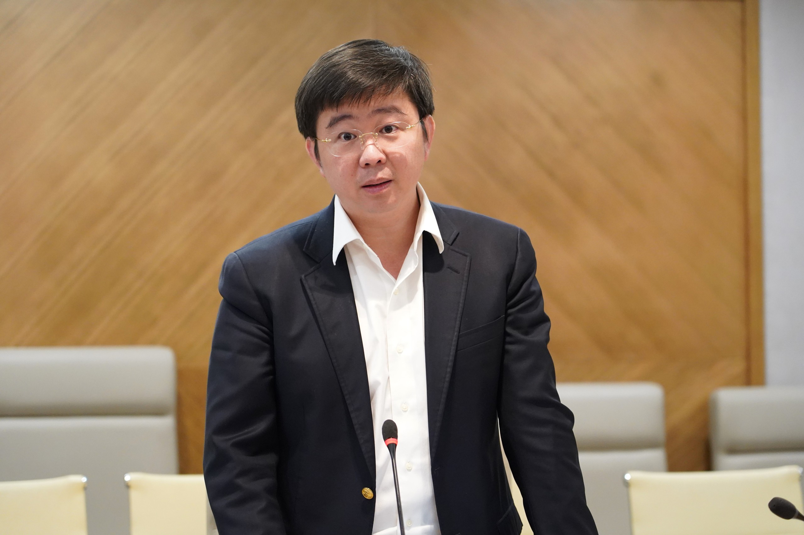 Thứ trưởng Bộ Khoa học và Công nghệ Bùi Hoàng Phương