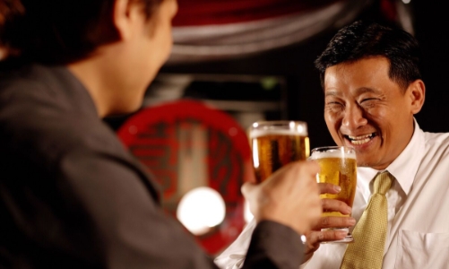 Vì sao viêm tụy cấp gia tăng trong dịp lễ Tết?