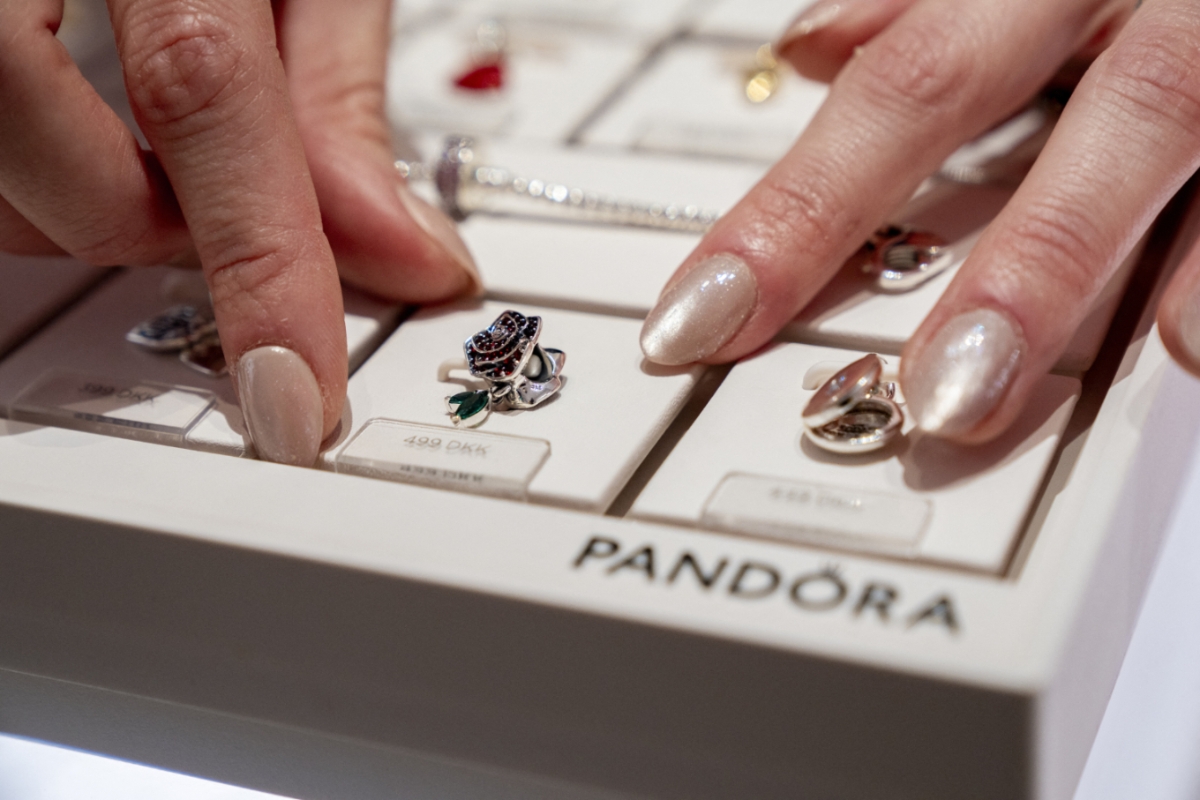 Doanh thu năm 2025 của Pandora nhiều khả năng sẽ tăng 6% so với cùng kỳ .