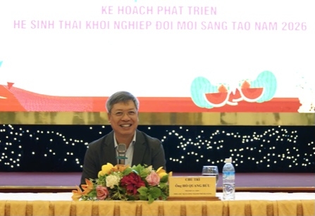 Phó Chủ tịch UBND thành phố Đà Nẵng Hồ Quang Bửu, chủ trì chương trình gặp gỡ, trao đổi.