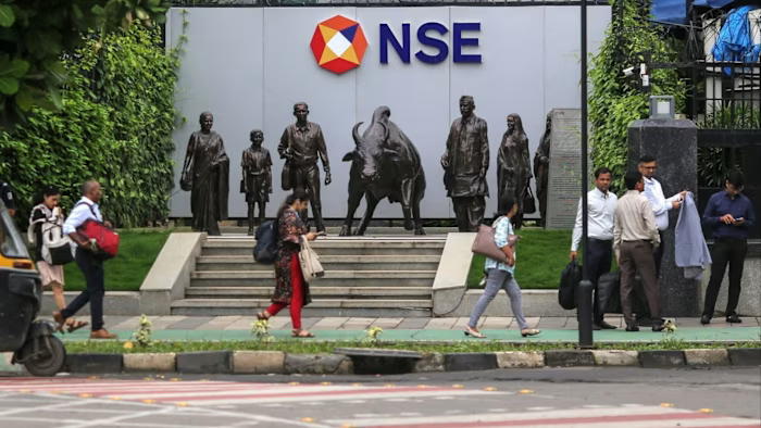 Chỉ số Nifty 50 - chỉ số blue-chip của thị trường chứng khoán Ấn Độ - tăng 2,6% trong phiên thứ Ba - Ảnh: Bloomberg