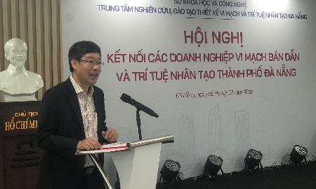 Ông Lê Sơn Phong, Phó Giám đốc Sở Khoa học và Công nghệ Đà Nẵng, phát biểu tại hội nghị. Ảnh Ngô Anh Văn