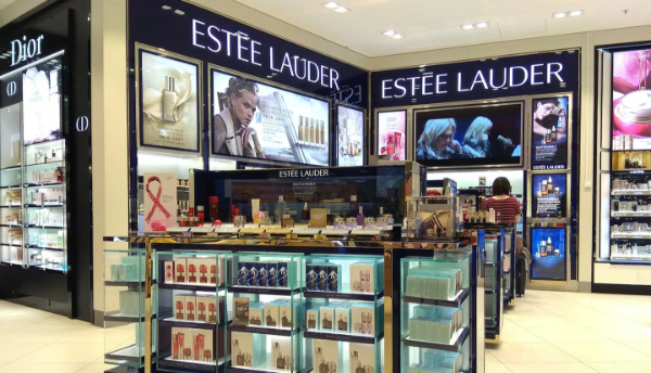 Chi phí tuân thủ và rủi ro pháp lý đang trở thành yếu tố ngày càng quan trọng trong chiến lược kinh doanh toàn cầu.