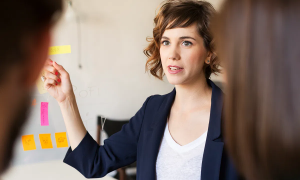 Một câu chuyện hay là lợi thế bán hàng lớn cho không chỉ startup mà còn cả những ‘ông lớn’ công nghệ. Ảnh: Getty Images