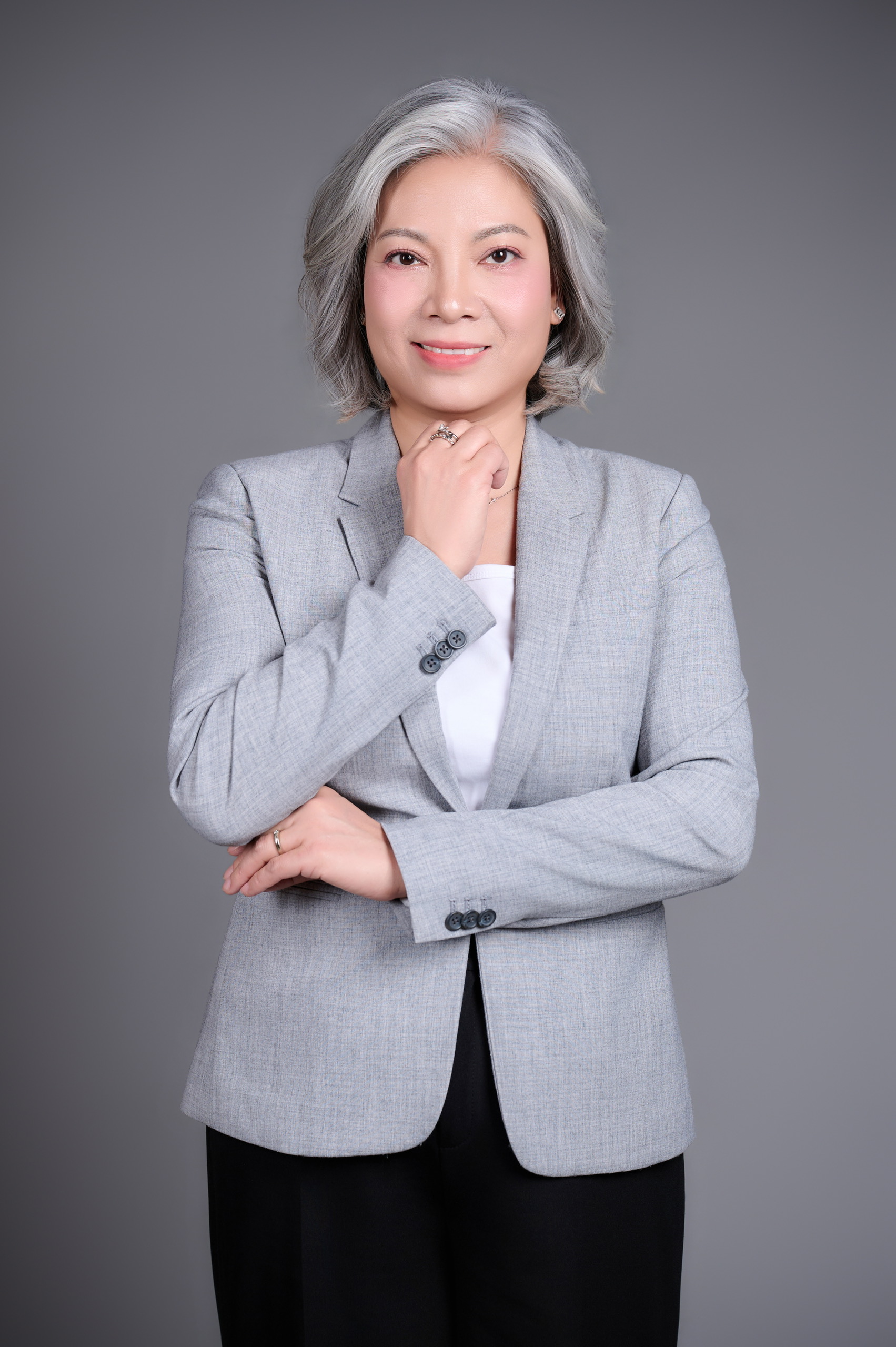 Bà Ngô Lan Anh, Giám đốc Tuân thủ, phòng chống tội phạm tài chính và đạo đức kinh doanh, Standard Chartered Việt Nam.