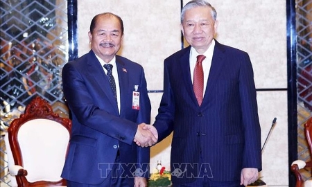 Tổng Bí thư Tô Lâm tiếp Chủ tịch Mặt trận Lào xây dựng đất nước, thúc đẩy hợp tác gắn kết chiến lược