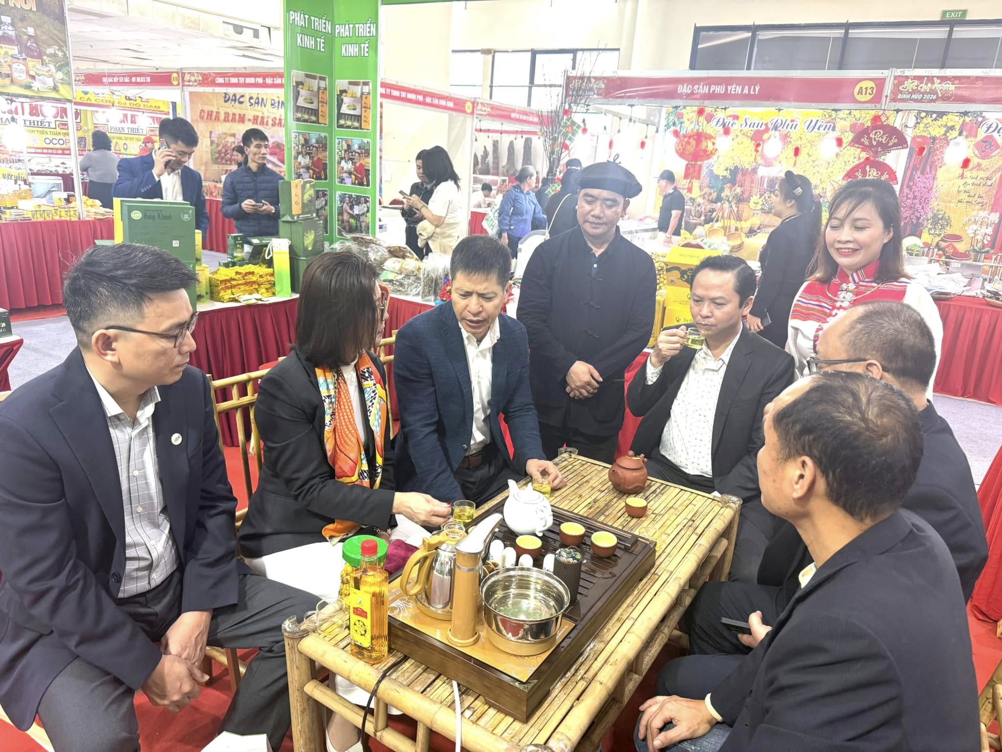 Quang cảnh một góc hội chợ.