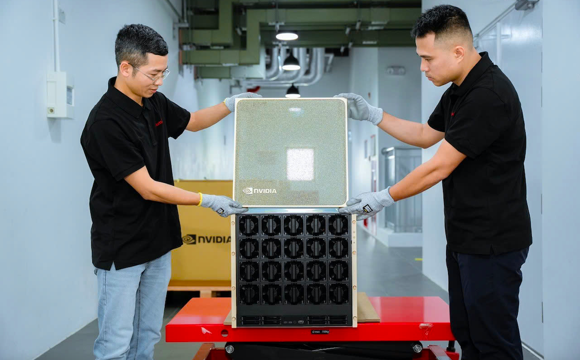 Viettel AI là đơn vị hệ thống siêu máy tính NVIDIA DGX B200.