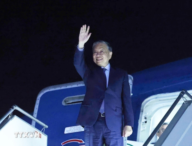 Tổng Bí thư Tô Lâm rời Phnom Penh về nước. Ảnh: TTXVN.