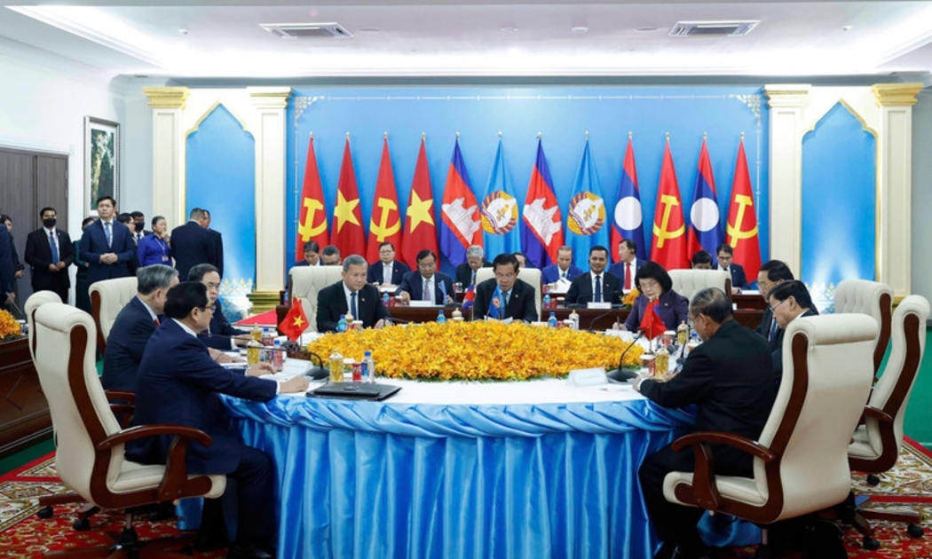 Cuộc gặp cấp cao giữa 3 đảng: Đảng Nhân dân Campuchia, Đảng Cộng sản Việt Nam và Đảng Nhân dân Cách mạng Lào. Ảnh: TTXVN