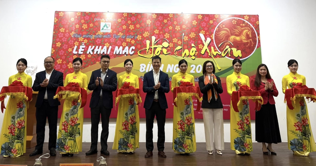 Đặc sản vùng miền hút khách tại Hội chợ Xuân Bính Ngọ 2026