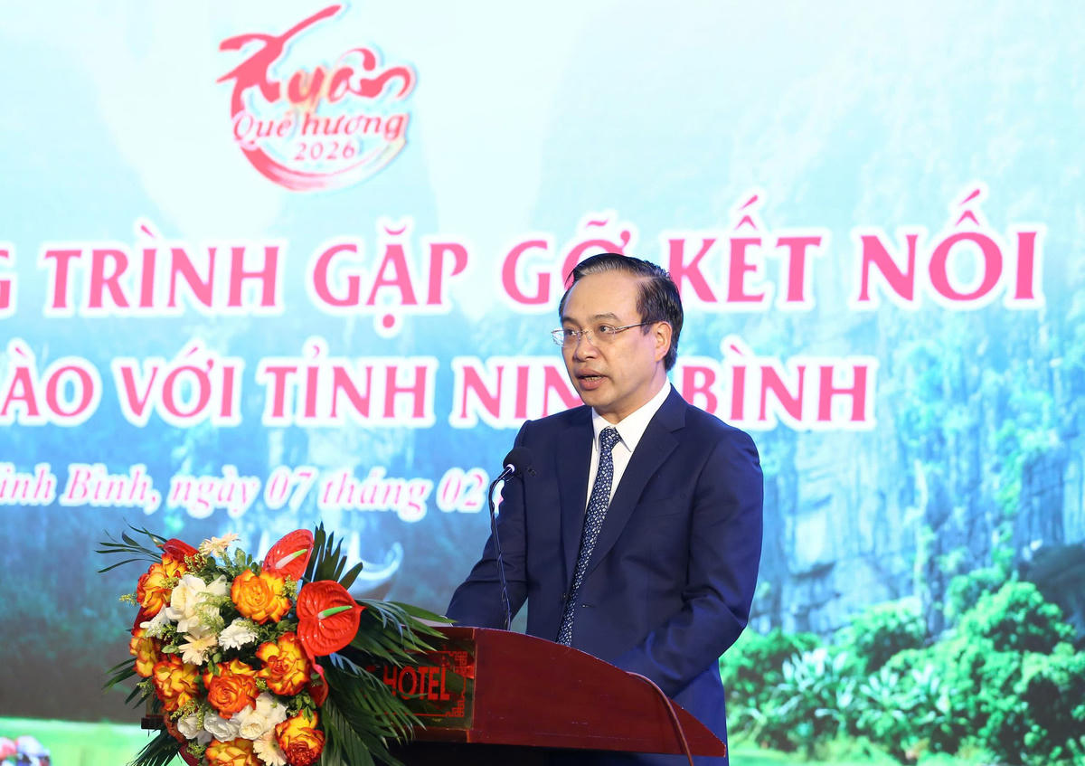 Phó Chủ tịch UBND tỉnh Ninh Bình Đặng Thanh Sơn phát biểu tại chương trình. Ảnh: Thành Long.