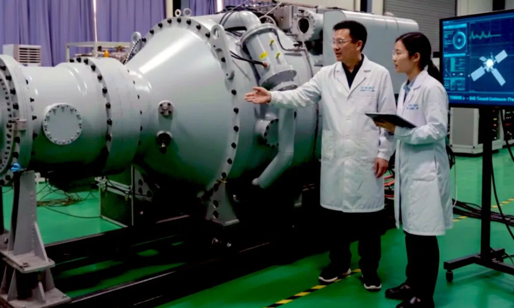 Trung Quốc hé lộ vũ khí vi sóng mới, ví như “cơn ác mộng của Starlink”