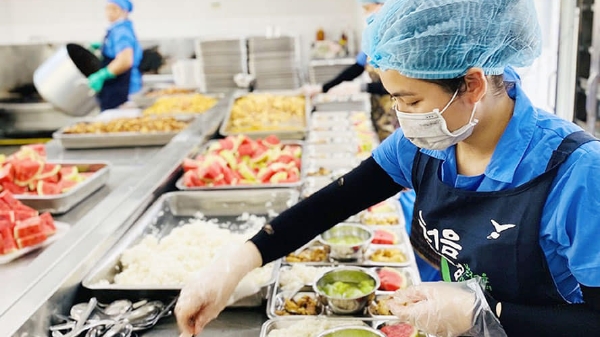 Đình chỉ cơ sở sản xuất kinh doanh thực phẩm vi phạm nghiêm trọng dịp Tết