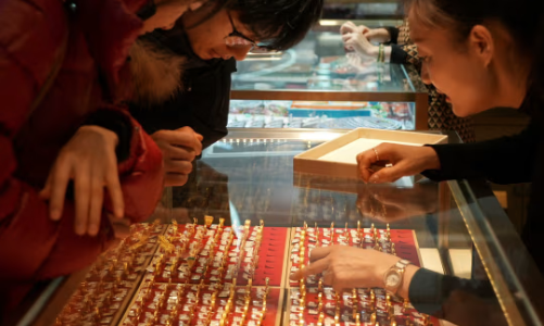 Lực lượng nhà đầu tư nhỏ lẻ Trung Quốc trong cơn sốt kim loại quý