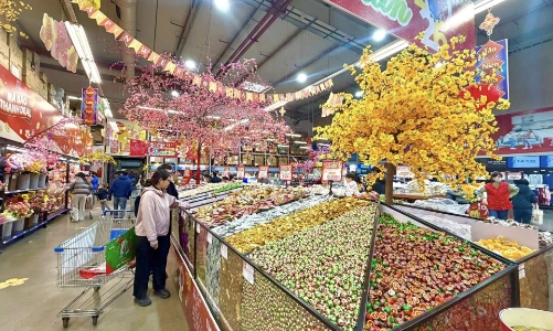 Liên tục khuyến mãi, các siêu thị công bố lịch hoạt động dịp Tết