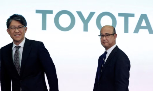 Vì sao Toyota bất ngờ thay “thuyền trưởng” giữa lúc ngành công nghiệp đang biến động?