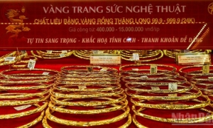 Chênh lệch mua bán giá vàng miếng SJC cao nhất trong nửa năm