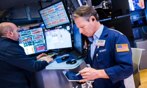 Chứng khoán Mỹ giằng co, giá dầu thô giảm nhẹ