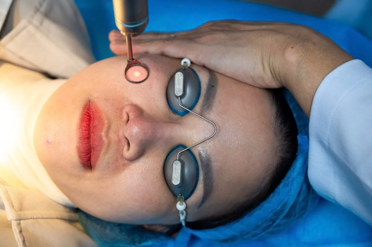 Bệnh viện ghi nhận sự gia tăng các ca biến chứng từ những cơ sở thẩm mỹ không phép hoặc do người dân tự ý sử dụng các sản phẩm không rõ nguồn gốc.