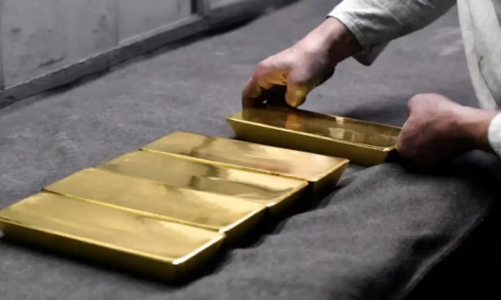 Vàng vượt trái phiếu chính phủ Mỹ trong dự trữ của các ngân hàng trung ương