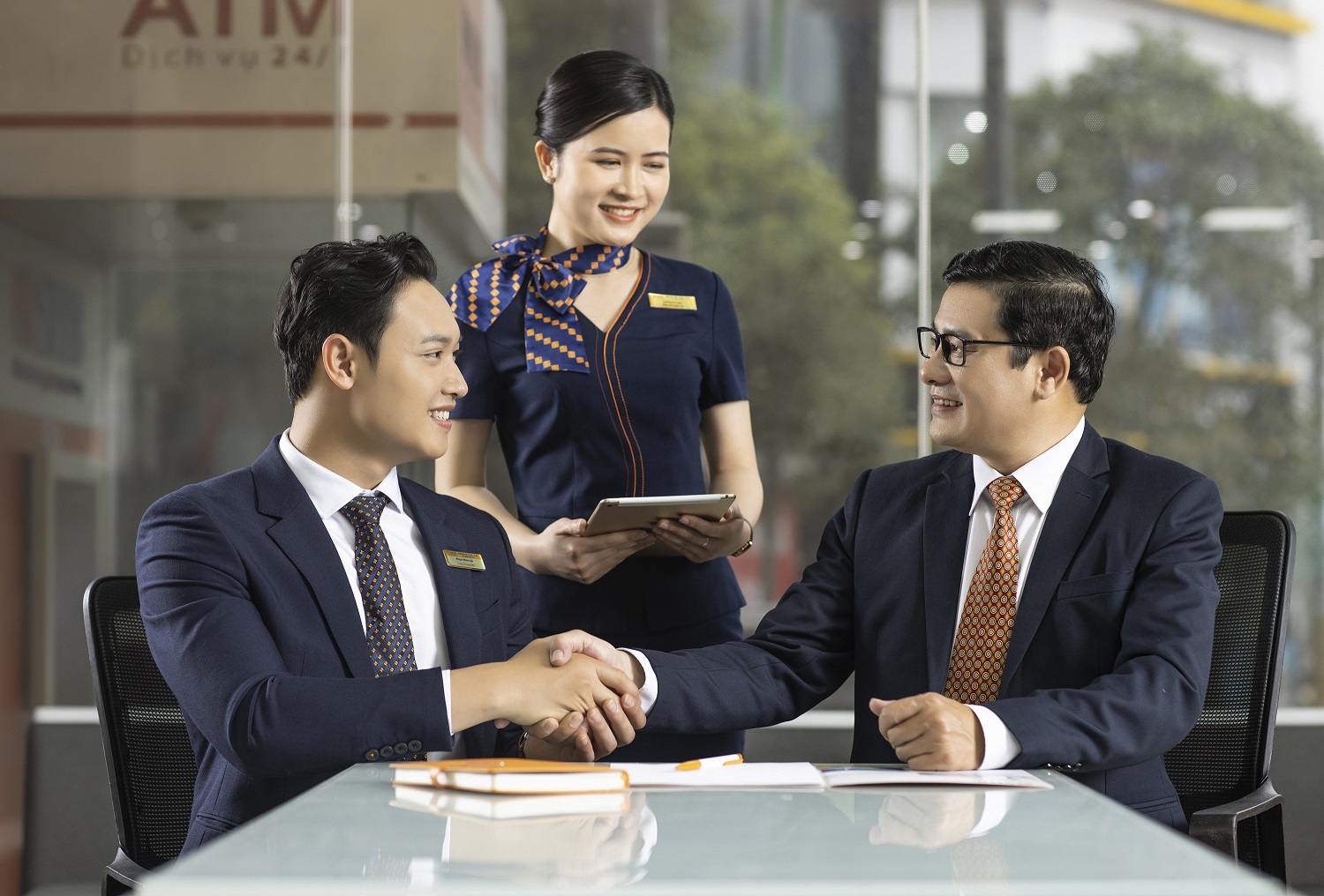 “Combo 0 đồng” hứa hẹn giải quyết đồng thời 3 bài toán cốt lõi của doanh nghiệp: Chi phí – dòng tiền – tính linh hoạt trong sử dụng dịch vụ ngân hàng.