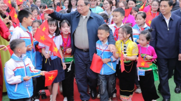 PM kicks off construction of multi-level school in Thanh Hoa Province
