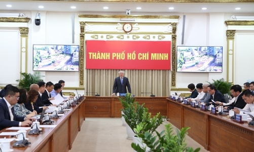 Deputy PM asks for clear roadmap for Vietnam’s International Financial Centre