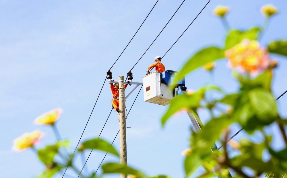 Vận hành an toàn hệ thống điện quốc gia dịp Tết Bính Ngọ 2026.