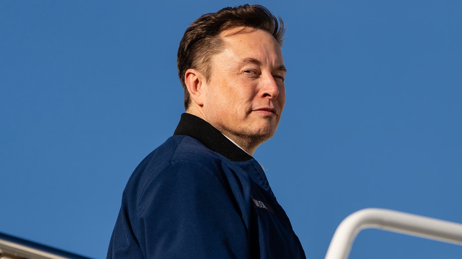 Chân dung tỷ phú Elon Musk. 