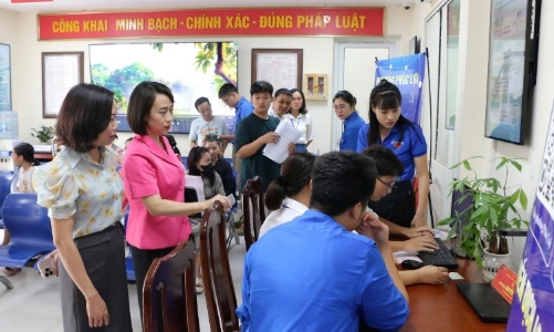 Hà Nội triển khai Tổ Hành chính công xung kích