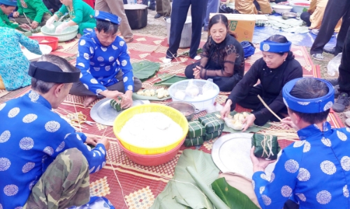 Tết xưa làng cổ Đông Sơn