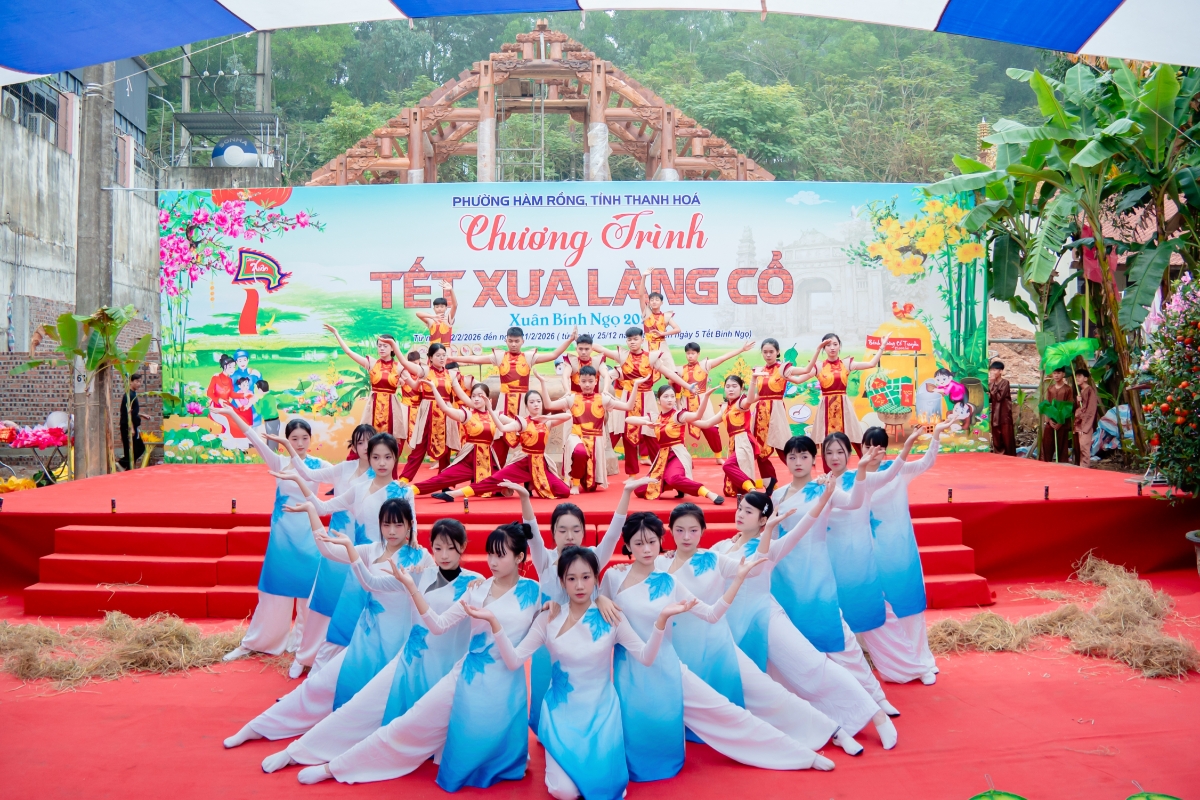 Các tiết mục văn nghệ tại lễ khai mạc&nbsp;“Tết xưa làng cổ”