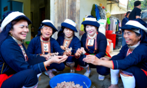 “Tết năm cùng” trên bản Dao