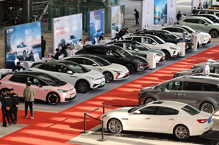 <i>Việc phơi bày sự thật phản ánh sự giám sát ngày càng tăng của cơ quan quản lý đối với các hành vi sai trái trực tuyến trong bối cảnh cạnh tranh ngày càng gay gắt trên thị trường ô tô của Trung Quốc.</i>